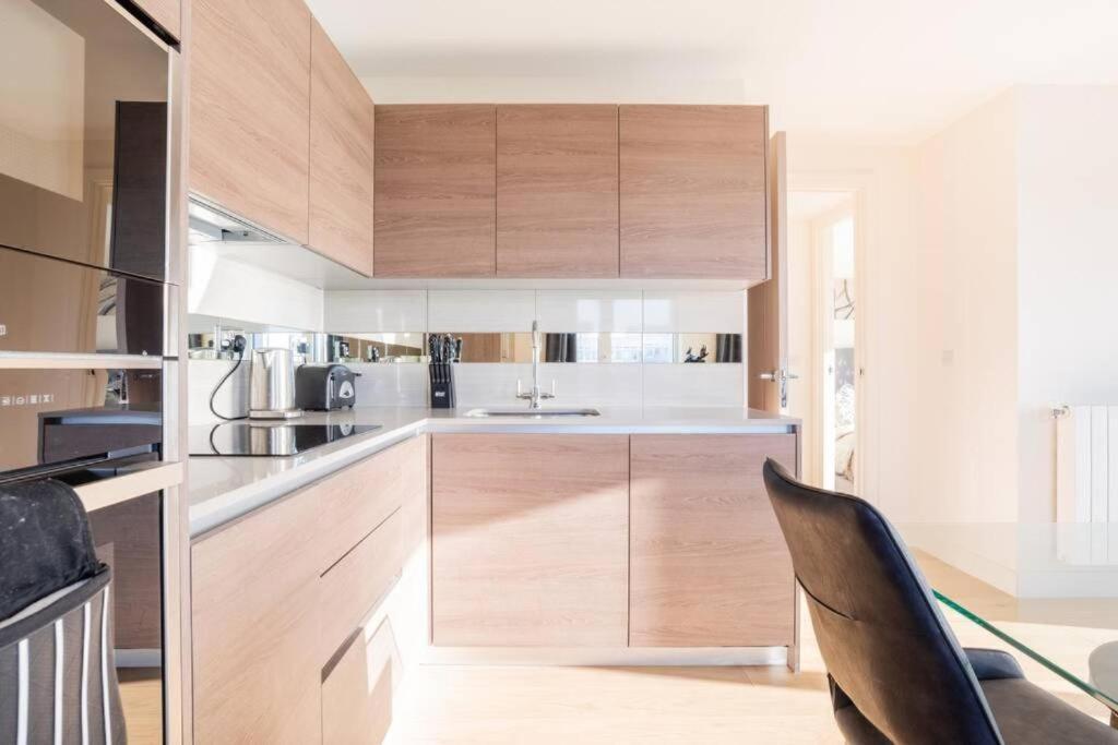Luxury River Side Penthouse London Kültér fotó